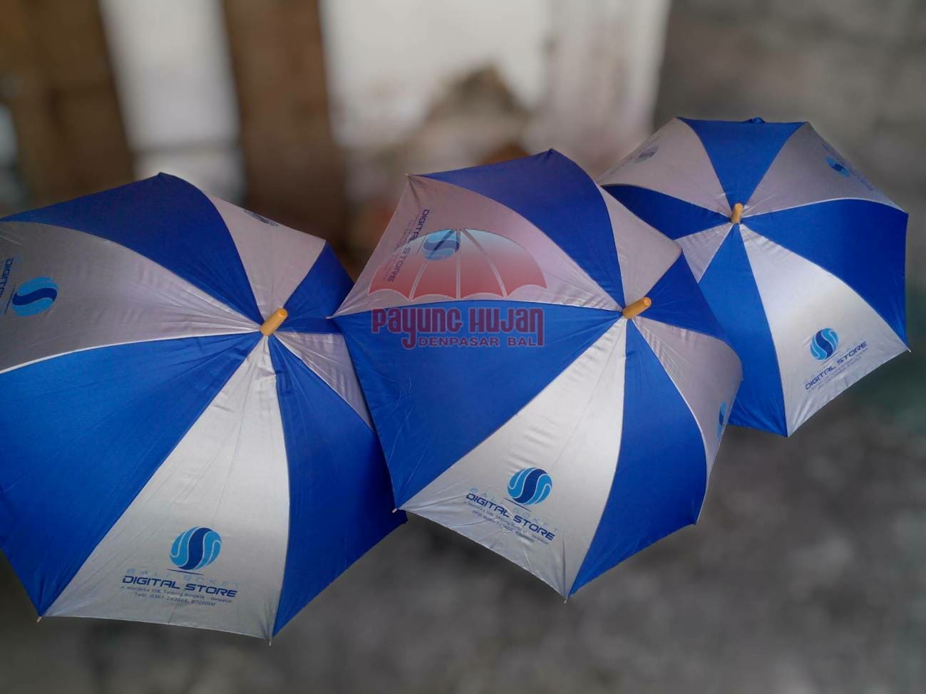 Payung hujan logo Bali Soket
